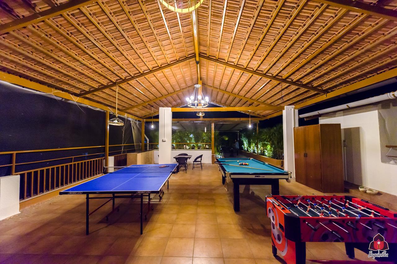 Bougainvillea Hotel Alībāg Buitenkant foto